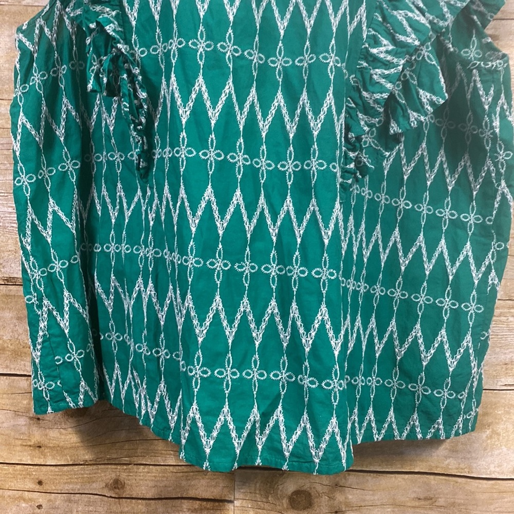 Universal Thread Green And White Embroidered Ruff… - image 4